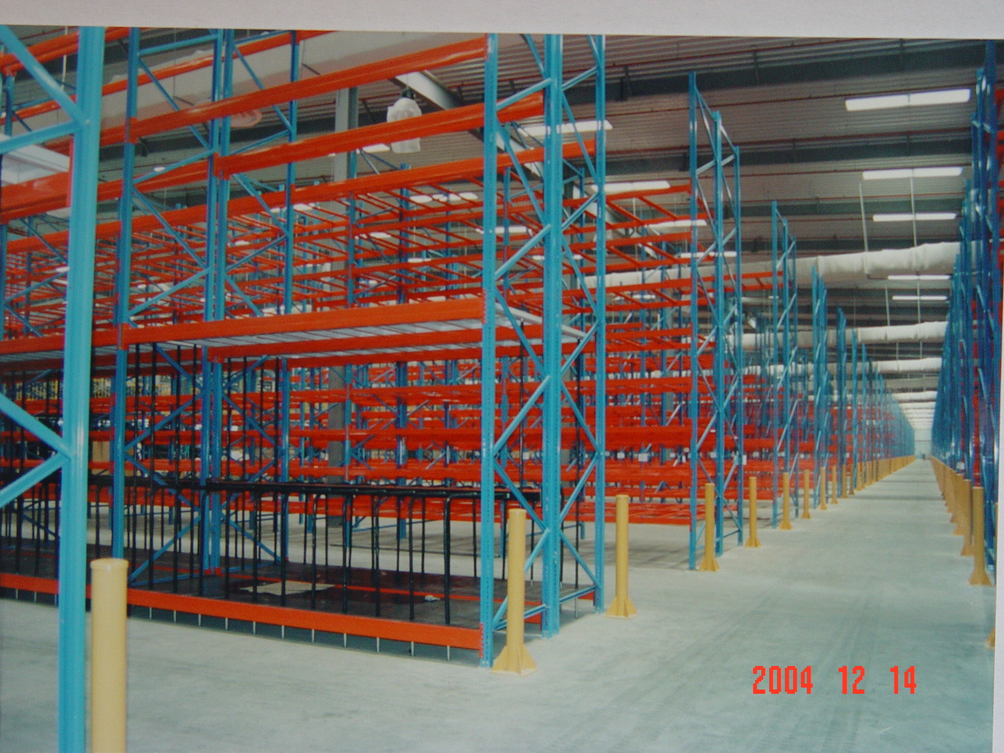 Wysokowydajne półki metalowe o dużej wytrzymałości ze stali walcowanej na zimno 1800 * 600 * 2000 mm